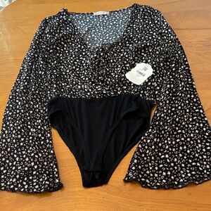 Altar'd State Black and Cream Patterned Bodysuit